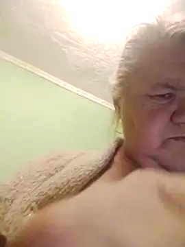 LusiyaGold5 online show from November 16, 9:15 pm