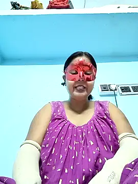 misti02 online show from October 4, 5:50 pm