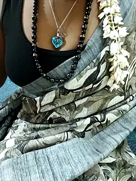 Chennai-couples online show from November 3, 4:33 pm