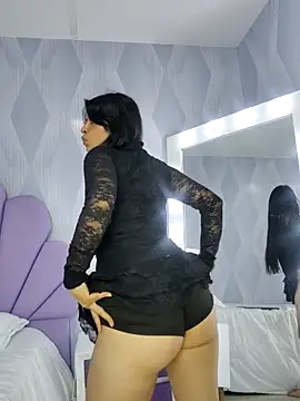 Snapshot of Laia_18 chatting on October 4, 4:00 pm Laia 18 online show from October 4, 4:00 pm