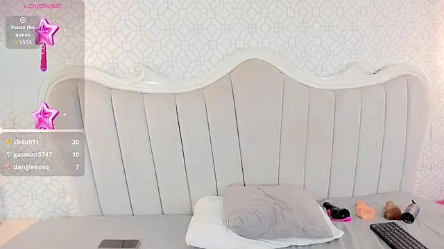 MarcelaCortes online show from December 20, 11:53 pm