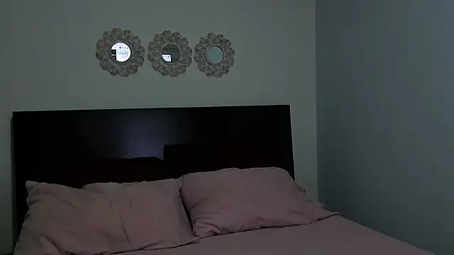 Stefany Bam online show from November 4, 12:15 am