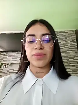 Carla Bennett   online show from October 27, 12:12 pm