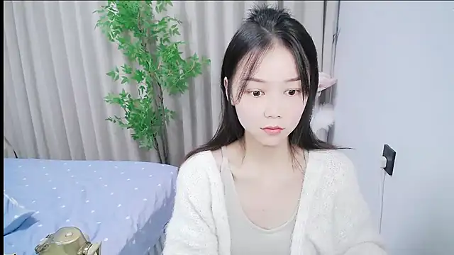 mili0923 online show from October 31, 3:05 pm