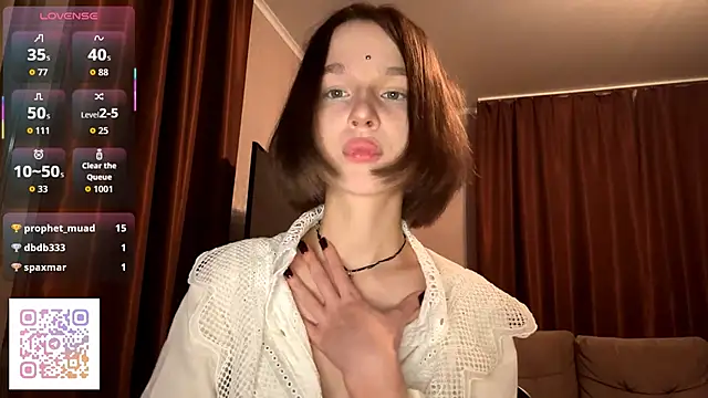 TerrellSroufe online show from October 25, 7:43 pm