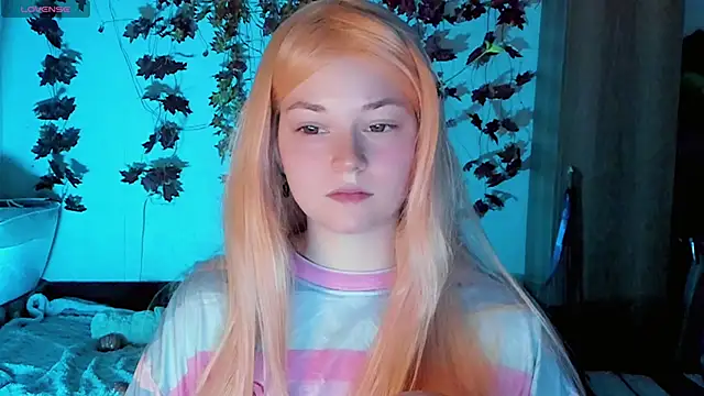 HoneyDazzle online show from October 22, 8:47 pm