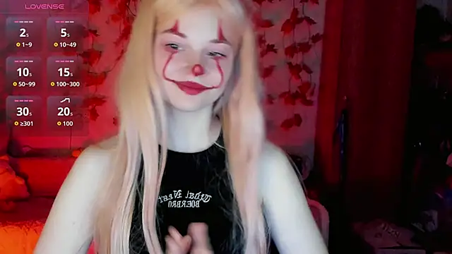 HoneyDazzle online show from October 18, 8:10 pm