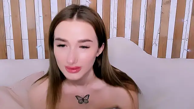 Olivia Grantt online show from October 15, 1:19 am