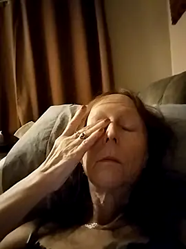 Spicylady1234 online show from December 19, 1:54 am