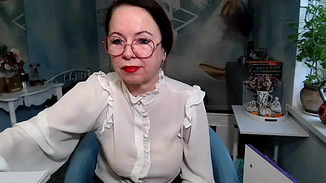 Snapshot of Arisa5000 chatting on October 27, 6:31 am Arisa5000 online show from October 27, 6:31 am