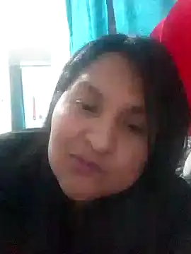 Snapshot of lucia00xx chatting on October 13, 12:57 am lucia00xx online show from October 13, 12:57 am