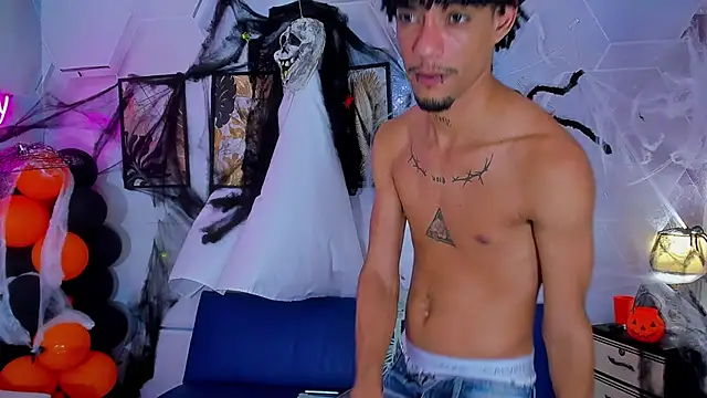 Justin rain online show from October 31, 8:57 pm