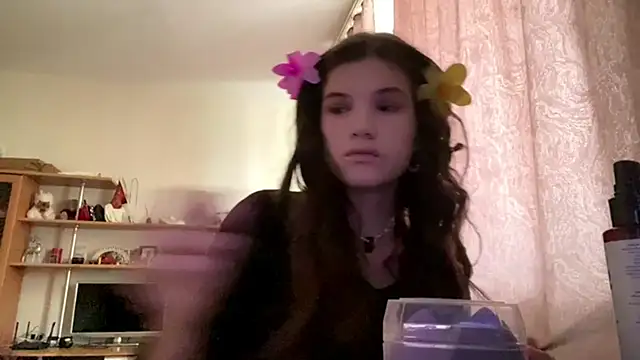 AlmetaBradicich online show from October 12, 5:21 am