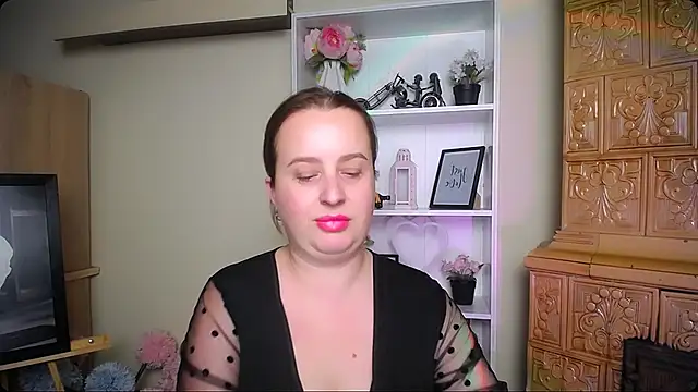 HelenFl online show from November 24, 8:05 am