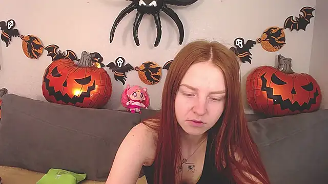 Evarey  online show from November 1, 5:33 am