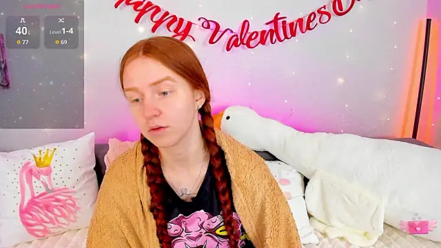 Evarey  online show from February 18, 8:13 am