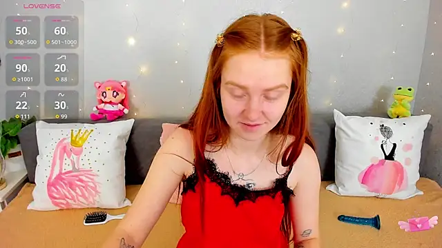 Evarey  online show from December 21, 6:39 am