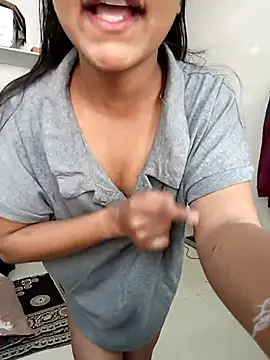 anshika0124 online show from November 20, 5:08 am