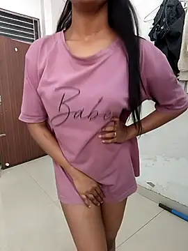 anshika0124 online show from December 20, 6:17 am