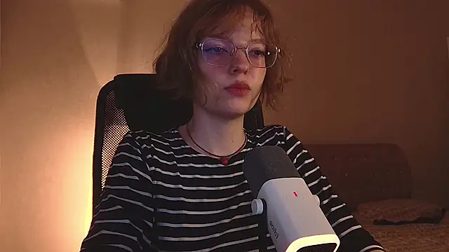 emymayy online show from June 19, 3:48 pm