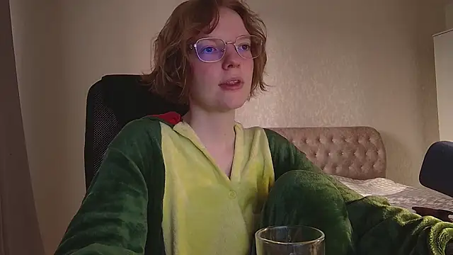 emymayy online show from June 22, 3:25 am