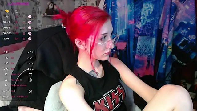 Dreamy Red Girl online show from October 7, 5:39 pm