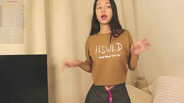 SelinaLukas online show from October 29, 6:43 pm