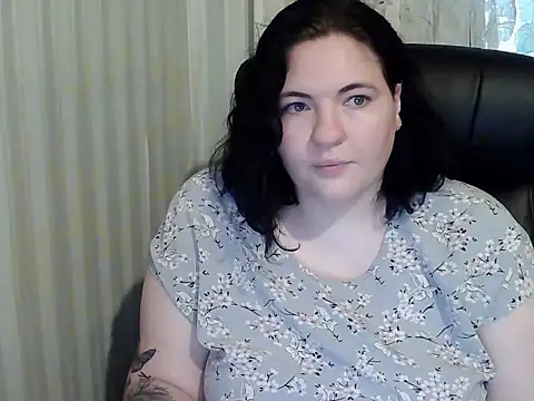 XLisaBlueXs  online show from October 6, 2:56 pm