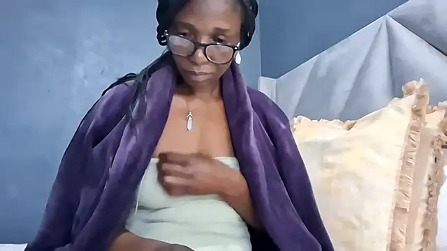 NaughtyCouga online show from May 29, 5:38 am