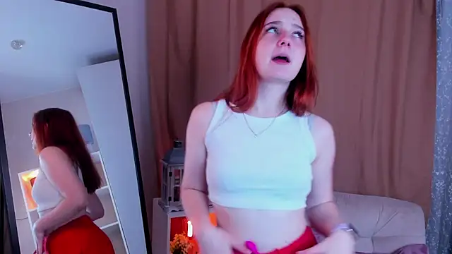 KellyeOun online show from November 20, 1:50 am