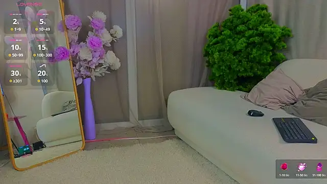 JessiJull online show from February 17, 5:34 pm