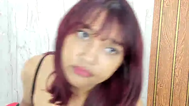 luisabecker  online show from November 21, 1:46 pm