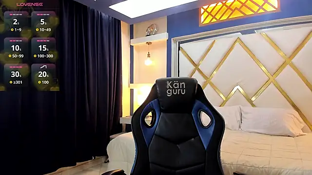 allison mc online show from April 8, 3:52 am