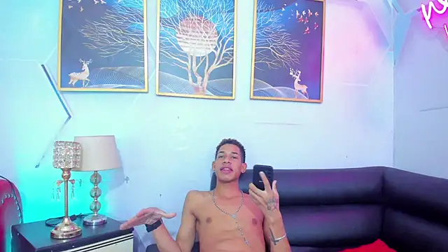 Little nicoll online show from February 9, 1:08 am