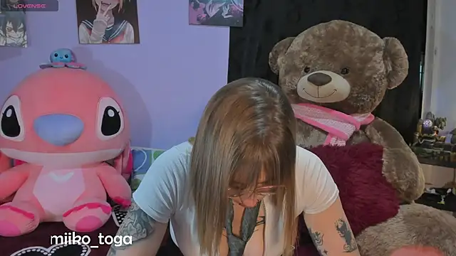 Himiiko toga online show from April 15, 12:44 am