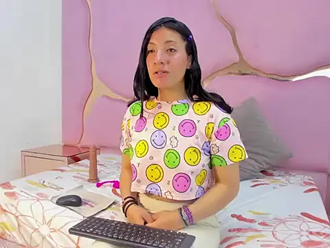 Zoe king19 online show from October 7, 4:50 am