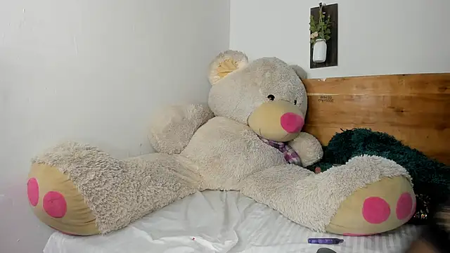 marilyn arab online show from October 25, 1:52 pm