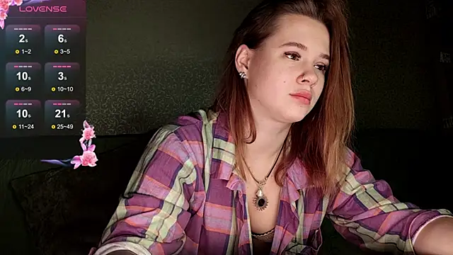 QuiveredFrown online show from November 16, 12:38 pm