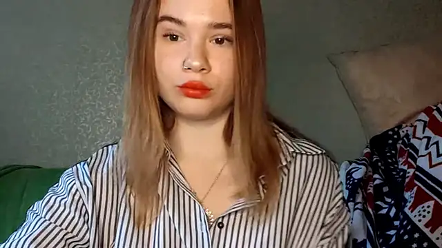 QuiveredFrown online show from October 11, 11:36 am