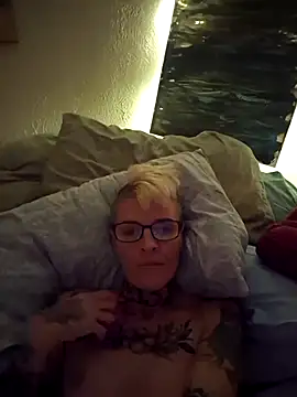 Legs7802 online show from October 27, 5:25 am