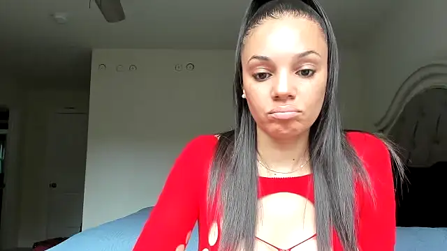 Snapshot of Myonnathegod chatting on October 15, 5:37 pm Myonnathegod online show from October 15, 5:37 pm