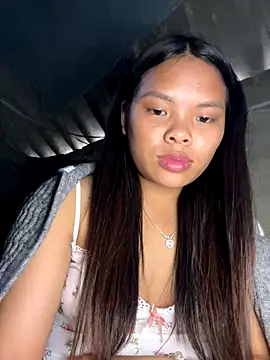 hello-cute online show from December 3, 6:16 am