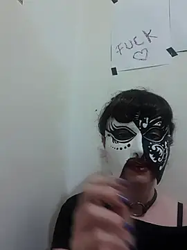 Snapshot of Heelite chatting on October 28, 9:37 am Heelite online show from October 28, 9:37 am