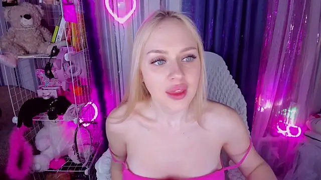 CeaneLino online show from April 14, 3:56 pm