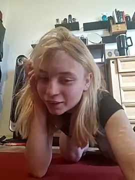 cinnamon-xx online show from May 10, 9:22 am