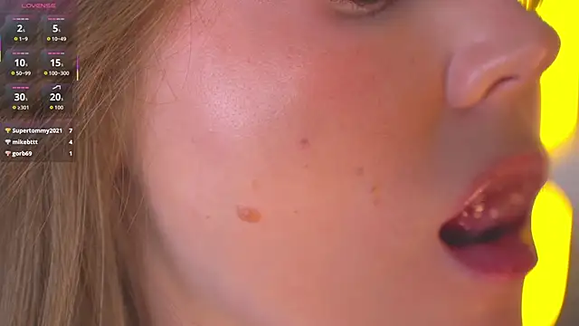 lorapalmerry online show from October 30, 3:57 pm