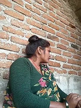 ALEXXA 143 online show from October 9, 11:25 am