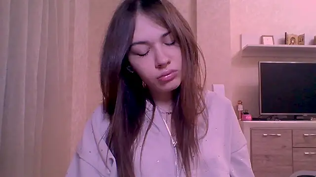 CeyaLier online show from March 28, 5:56 pm