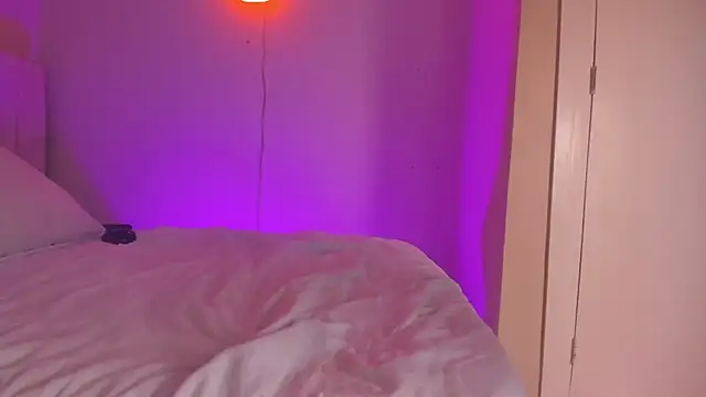  alison c online show from October 9, 12:53 pm