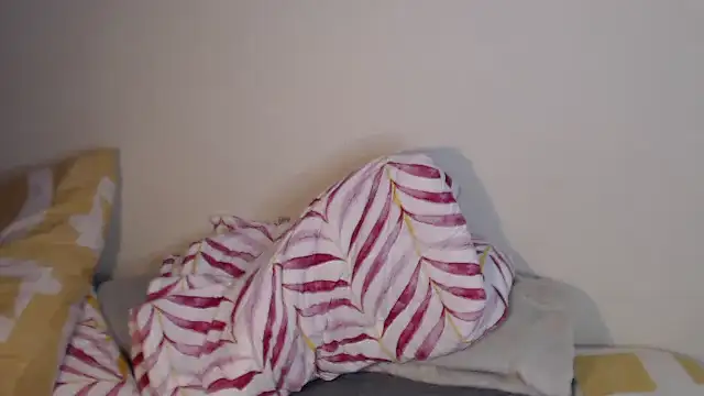 Tillah87 online show from October 24, 5:42 pm